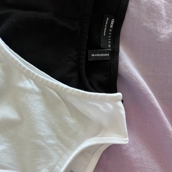 ASOS DESIGN 2 pack high neck super crop tops in black and white - Picture 4 of 4